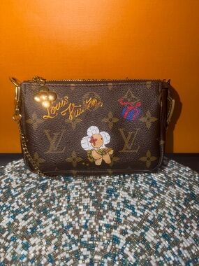 Louis Vuitton Monogram Mini Pochette Holiday 2025 with Vivi